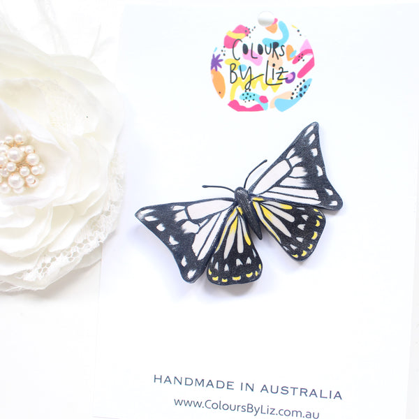 CAPER WHITE BUTTERFLY - Brooch