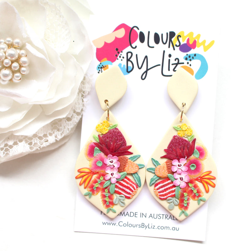 NATIVE FLORALS (Pale Yellow) - Geometric Dangles